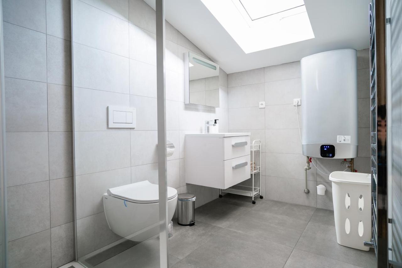 The Dante Villa Apartments Прага Екстериор снимка