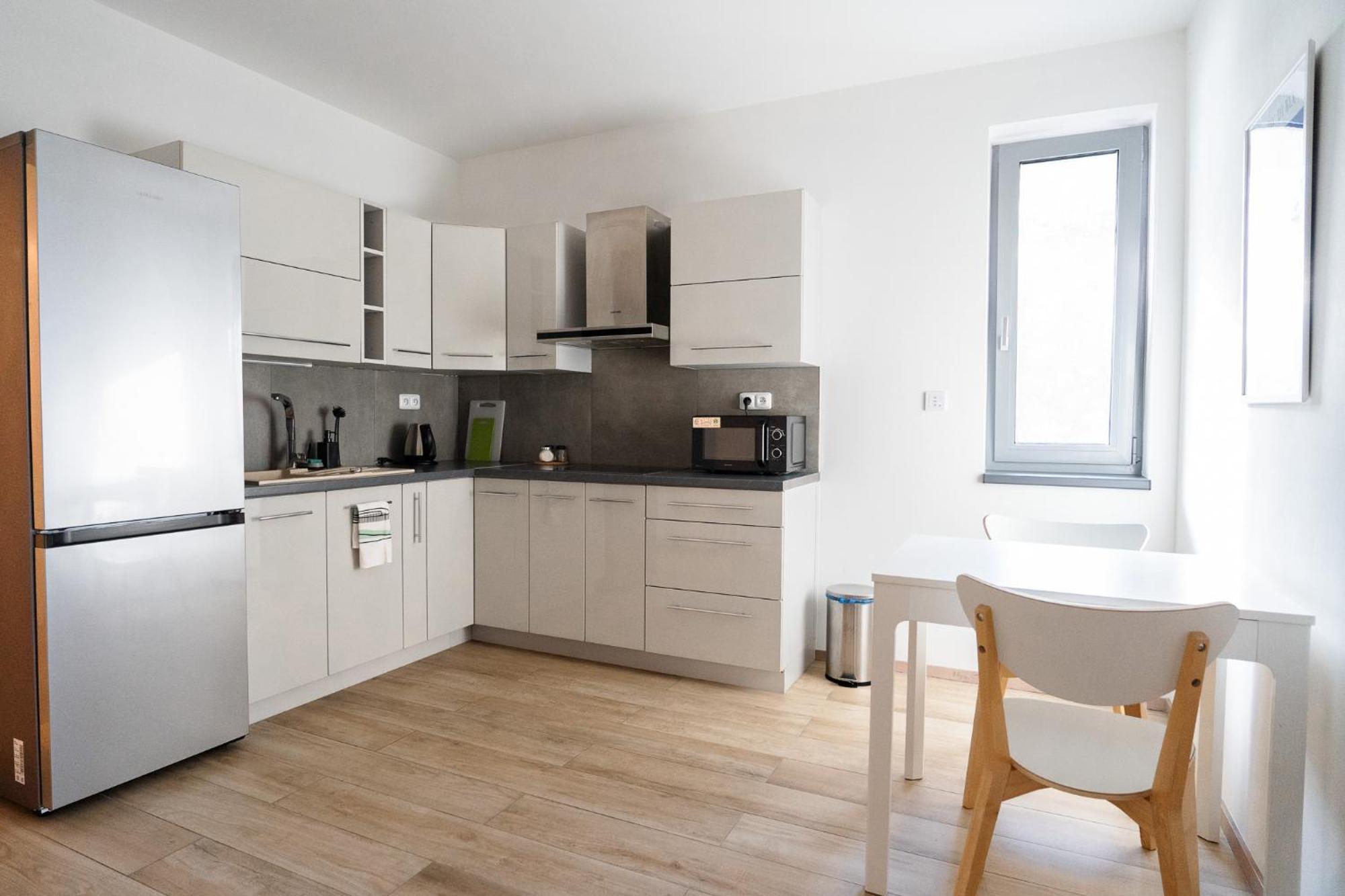 The Dante Villa Apartments Прага Екстериор снимка