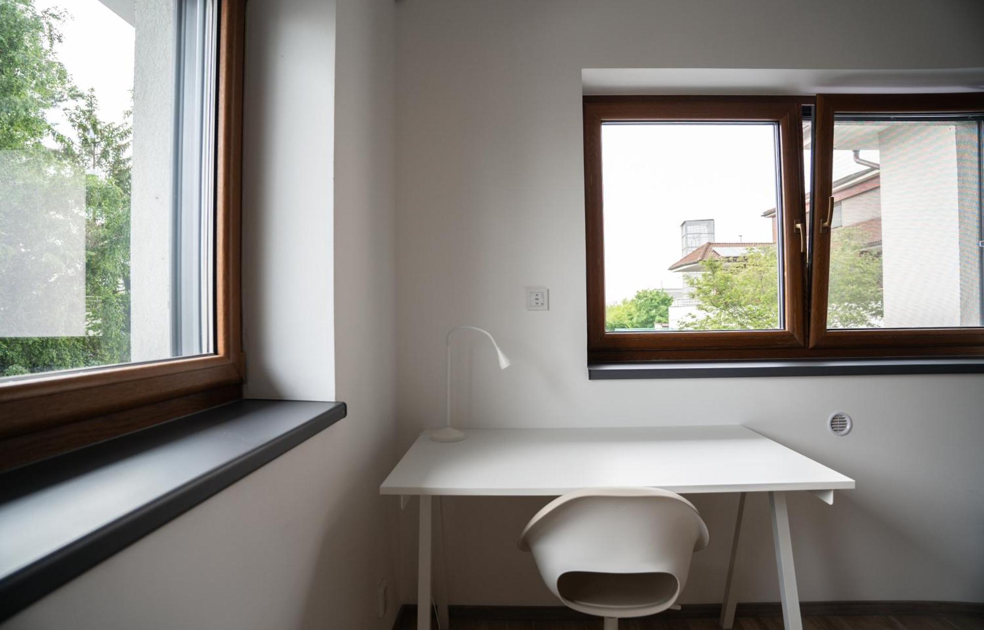 The Dante Villa Apartments Прага Екстериор снимка