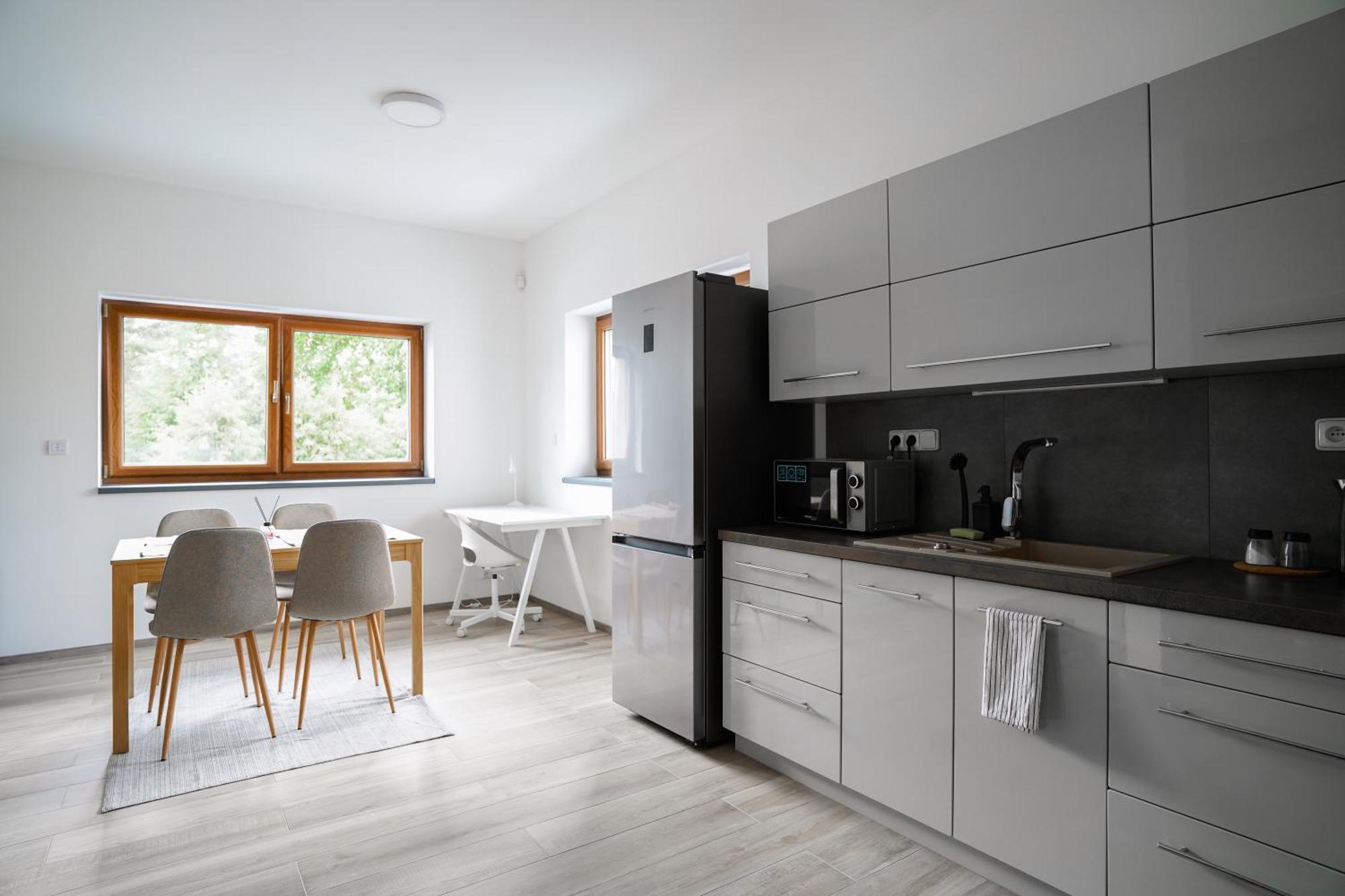 The Dante Villa Apartments Прага Екстериор снимка